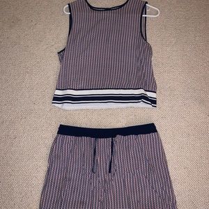 Gap two piece set